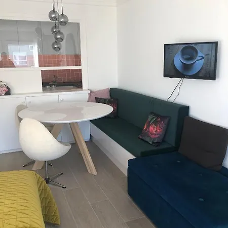 California Wenduine Apartment *